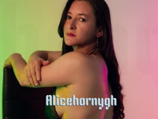 Alicehornygh