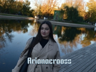 Arianacrooss